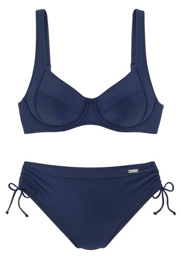 LASCANA Bügel-Bikini mit seitlich geraffter Bikinihose mehr Super Sparpreis