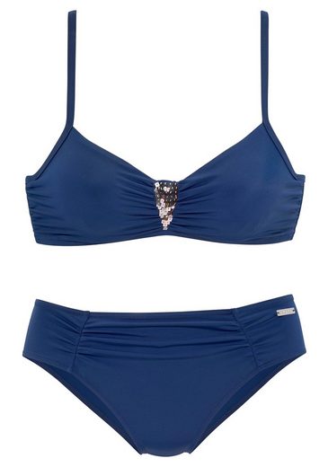 LASCANA Bügel-Bikini mit Pailletten-Verzierung mehr Vierteljährliche Förderung