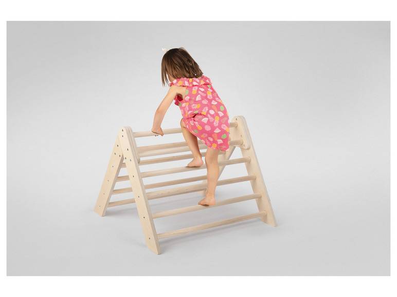 Playtive Kletterdreieck, aus Massivholz Bis zu 60% Rabatt