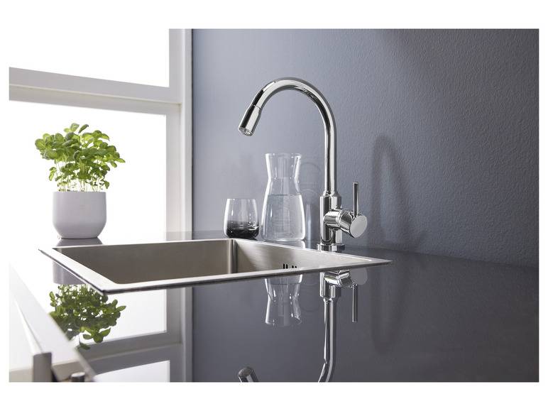 LIVARNO home LED-Spültischarmatur, 360° schwenkbar im Angebot