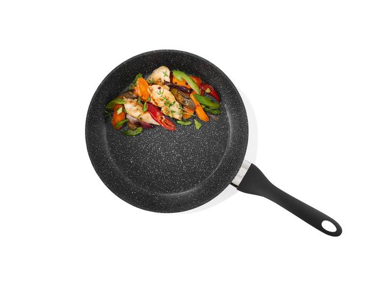 ERNESTO® Aluminium-Pfanne / -Wok, 28 cm, in Granitoptik zollfrei
