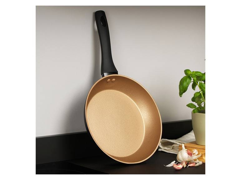 Russell Hobbs Aluminium Bratpfanne Opulence Collection Schwarz/Gold Blitzangebot