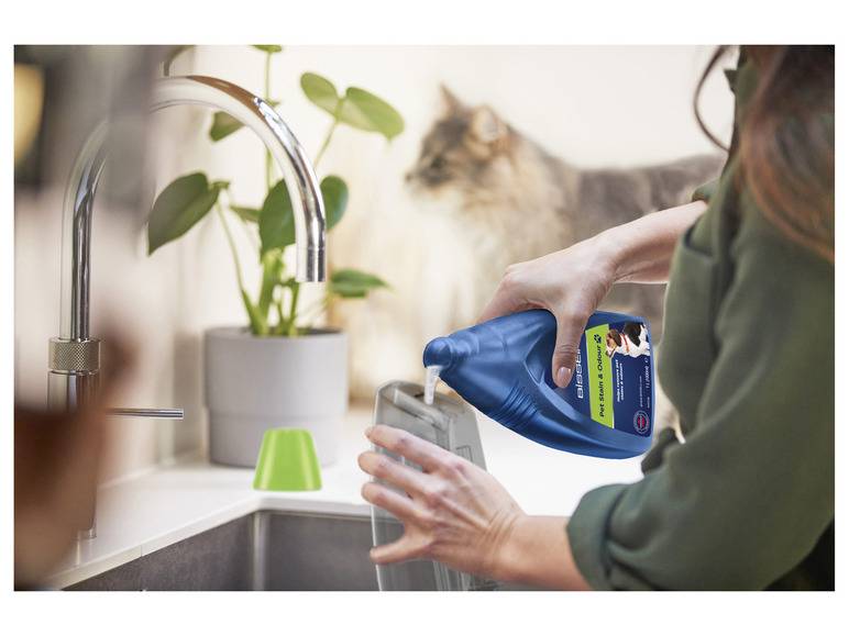 Bissell Fleckenreinigungsmittel »Pet Stain and Odour« gegen Verschmutzungen im Angebot