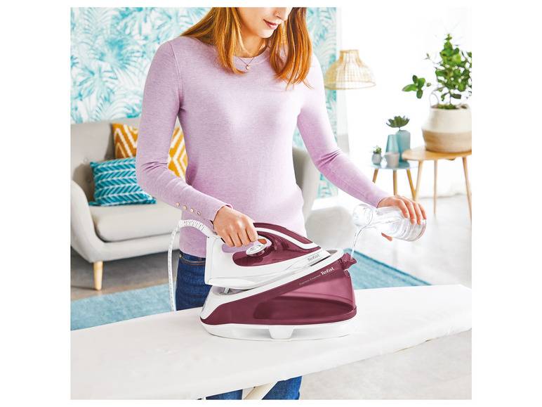 Tefal Dampfbügelstation »Express Easy SV6110« + Aquapur Elektro-Dampfbügeltisch Outlet