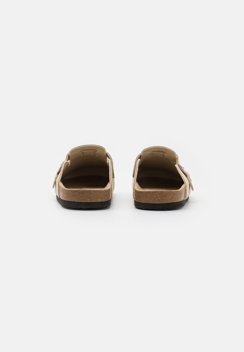 Pier One Pier One LEATHER UNISEX - Slippers - beige Blitzangebot