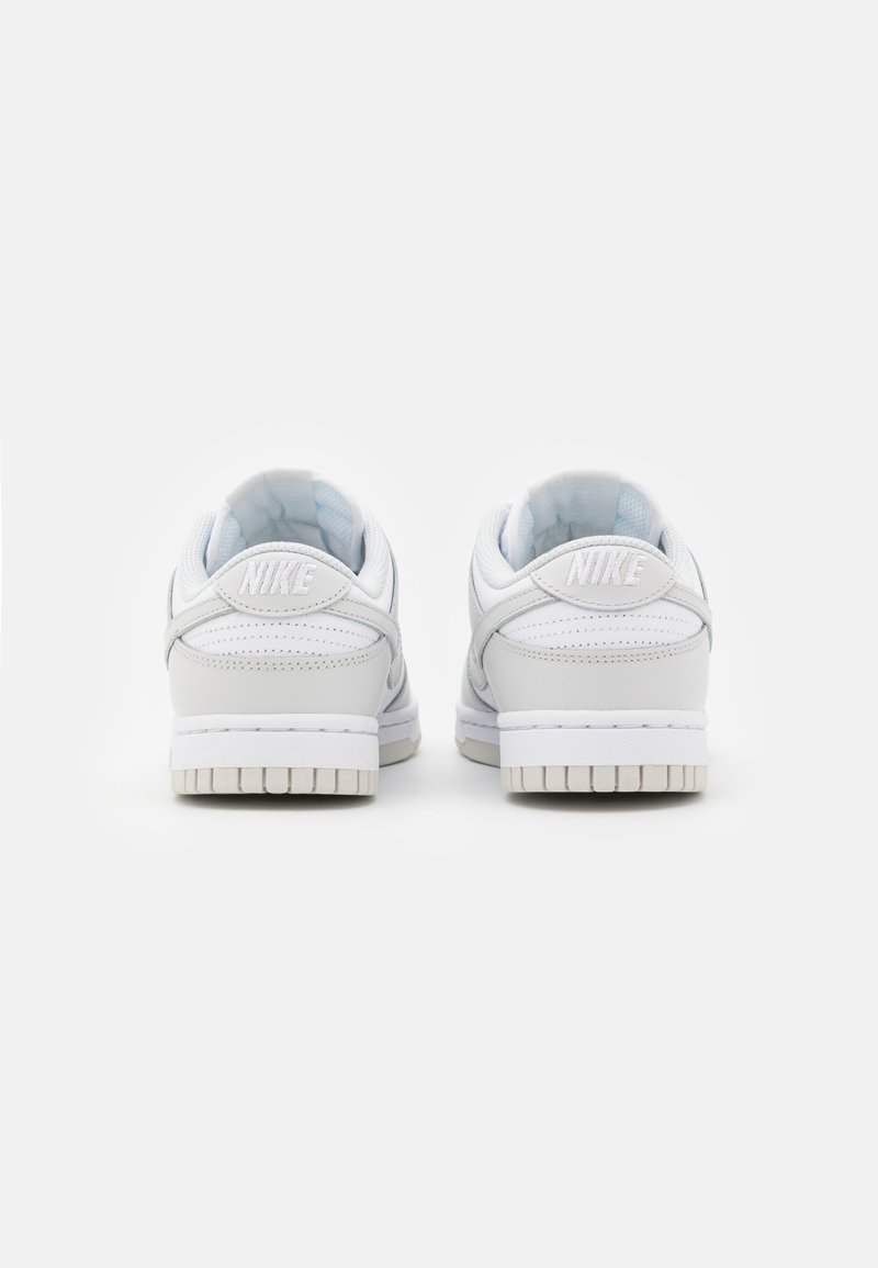 Nike Sportswear Nike Sportswear DUNK LOW - Trainers Wochenangebot