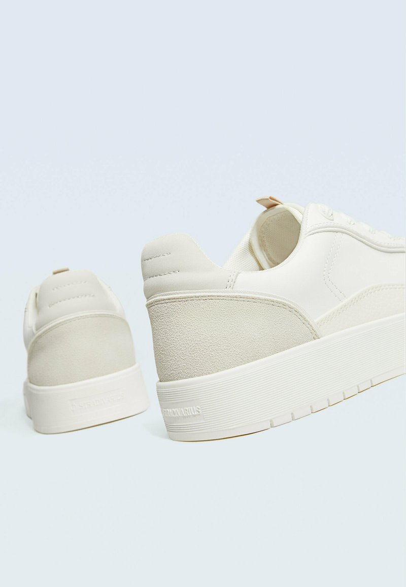 Stradivarius Stradivarius CONTRAST - Trainers - white Kostenlose Rückgabe
