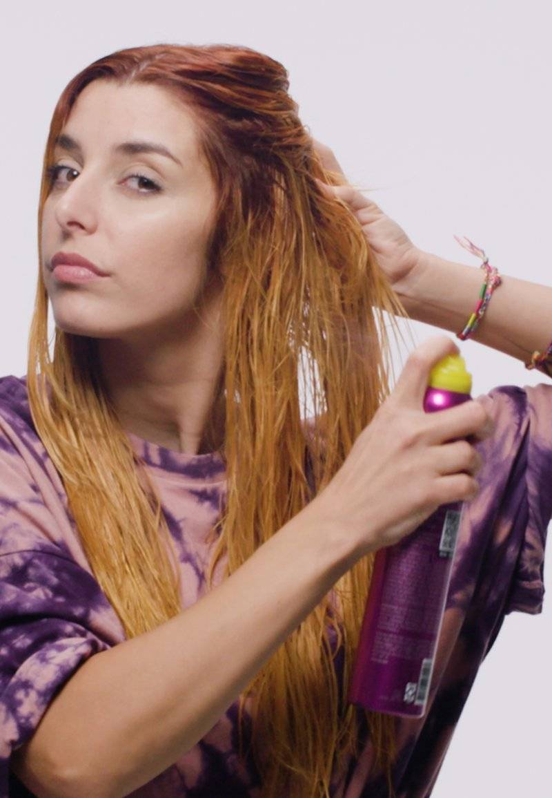 Tigi Tigi BED HEAD QUEEN FOR A DAY AEROSOL - Hair styling 2025