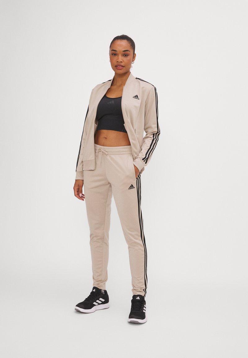adidas Sportswear adidas Sportswear ESSENTIALS 3-STRIPES - Tracksuit Sonderangebot