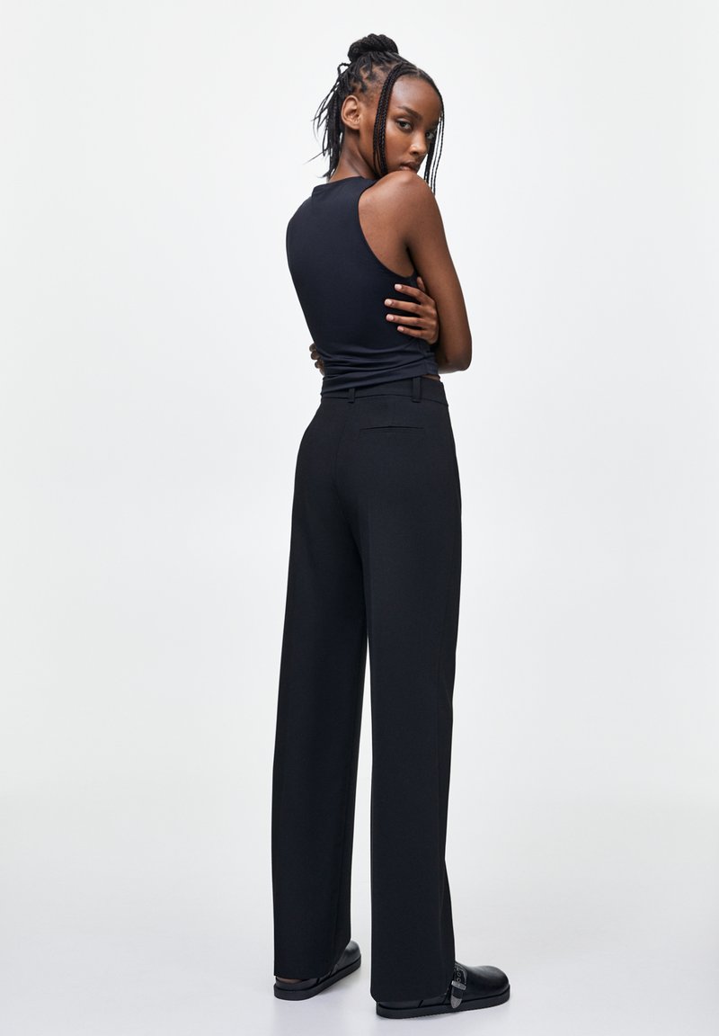 PULL&BEAR PULL&BEAR STRAIGHT - Trousers - black Nur für heute