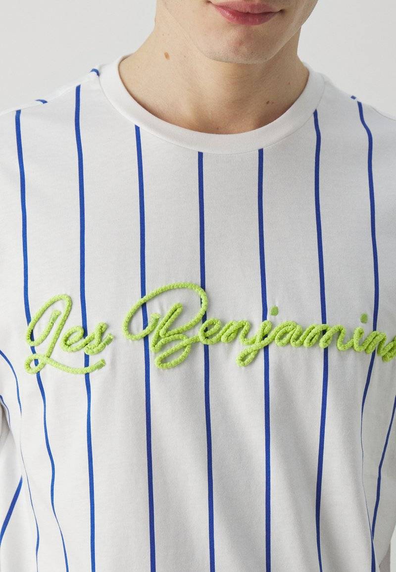 Les Benjamins Les Benjamins TEE UNISEX - Print T-shirt - white Riesige Rabatte