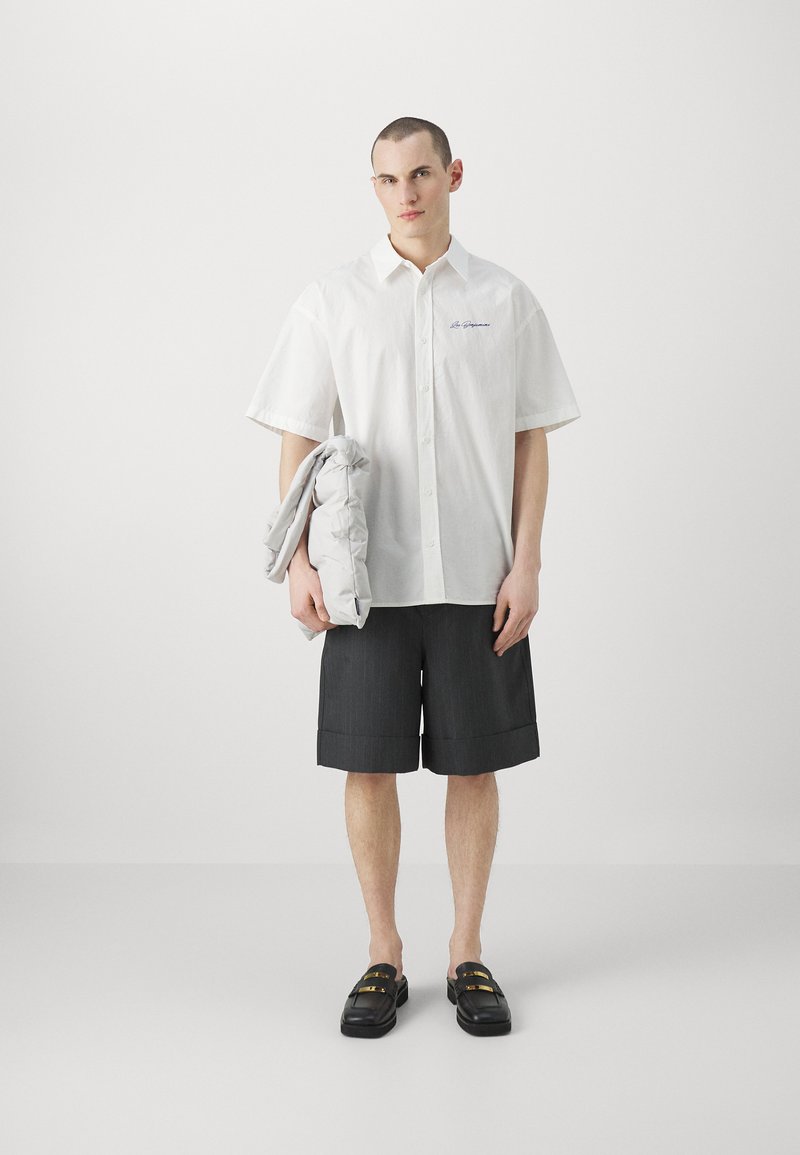 Les Benjamins Les Benjamins UNISEX - Shorts - black Speichern exportieren