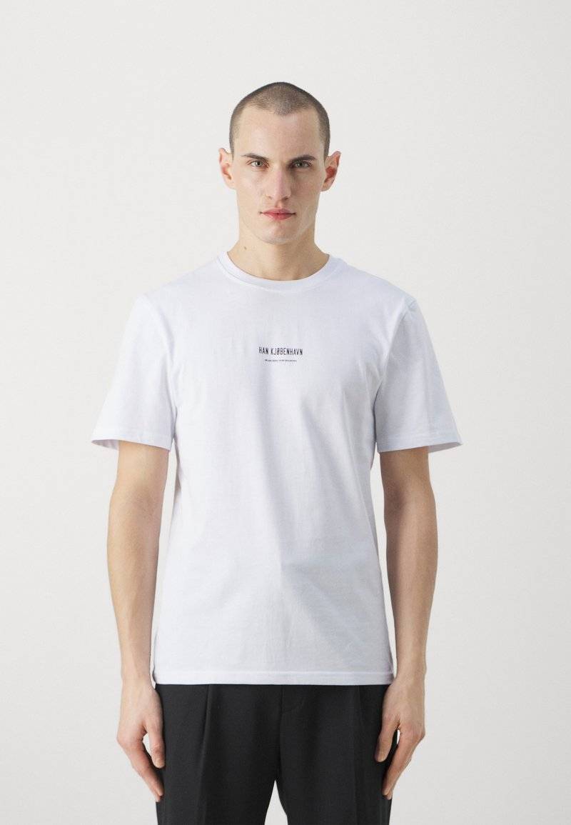 Han Kjøbenhavn Han Kjøbenhavn SHADOWS MOON REGULAR TEE UNISEX - Print T-shirt - white Fabrikverkauf