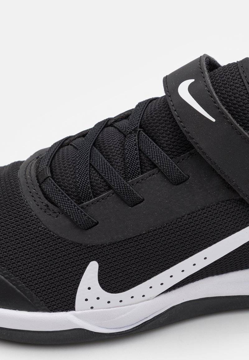 Nike Performance Nike Performance OMNI MULTI COURT - Training shoe Räumungsverkauf