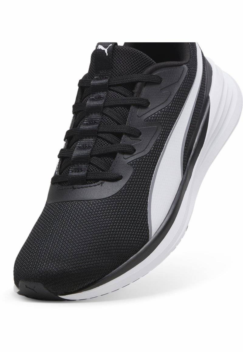 Puma Puma NIGHT RUNNER - Stability running shoes - black white Black Friday Preise