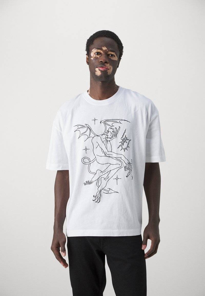 Études Études SPIRIT GUARDIAN UNISEX - Print T-shirt - white Exklusive Angebote