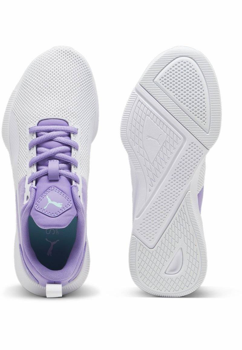 Puma Puma FLYER RUNNER JR UNISEX - Neutral running shoes - lavender alert white silver mist Outlet