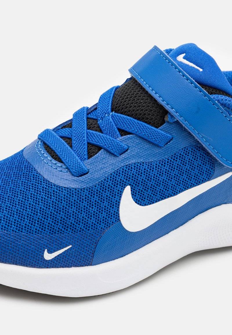 Nike Performance Nike Performance REVOLUTION 7 UNISEX - Competition running shoes Räumungsverkauf