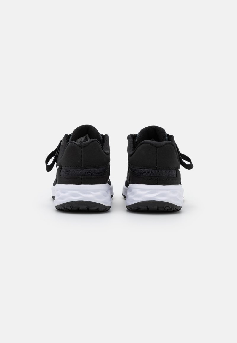 Nike Performance Nike Performance NIKE REVOLUTION 6 FLYEASE (PS - Neutral running shoes Sonderangebot der Fabrik