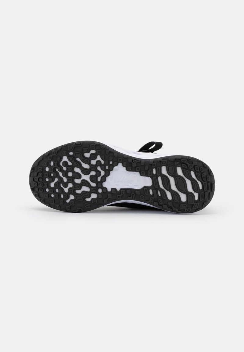 Nike Performance Nike Performance NIKE REVOLUTION 6 FLYEASE (PS - Neutral running shoes Sonderangebot der Fabrik