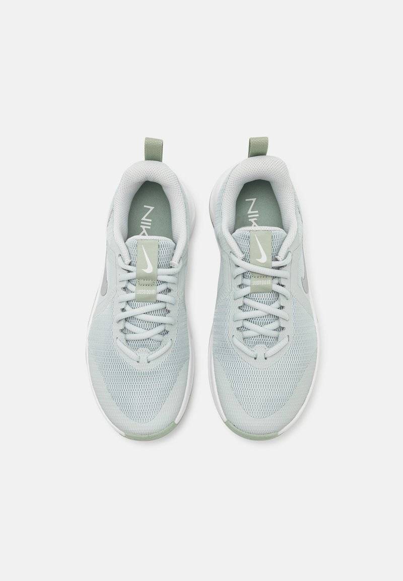 Nike Performance Nike Performance MC TRAINER 3 - Training shoe Vatertagsangebot