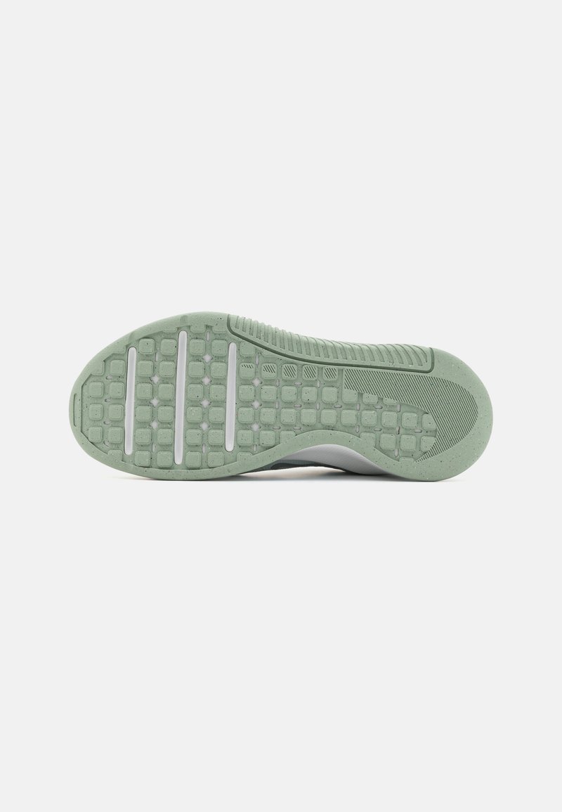 Nike Performance Nike Performance MC TRAINER 3 - Training shoe Vatertagsangebot