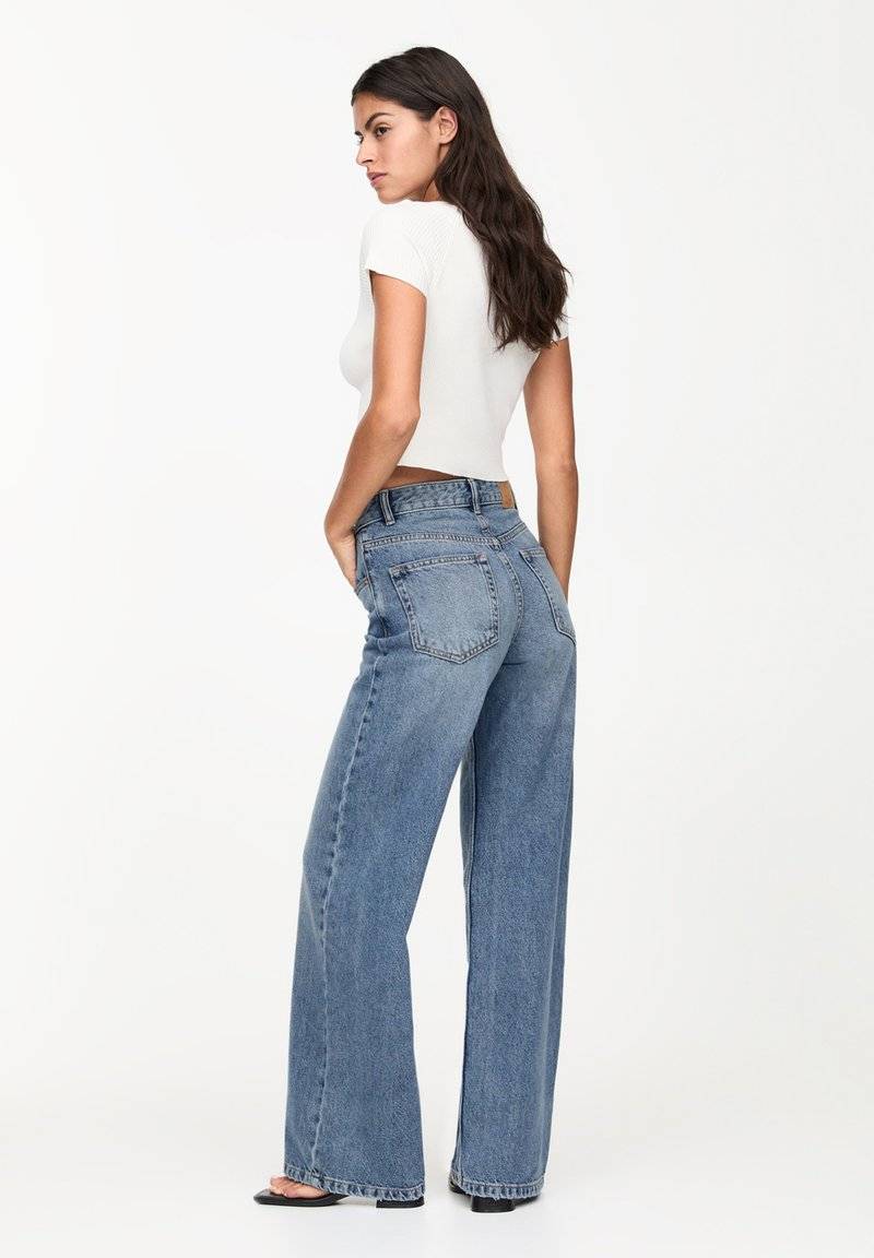 PULL&BEAR PULL&BEAR MID-RISE WIDE - Flared Jeans - blue VIP-Rabatte