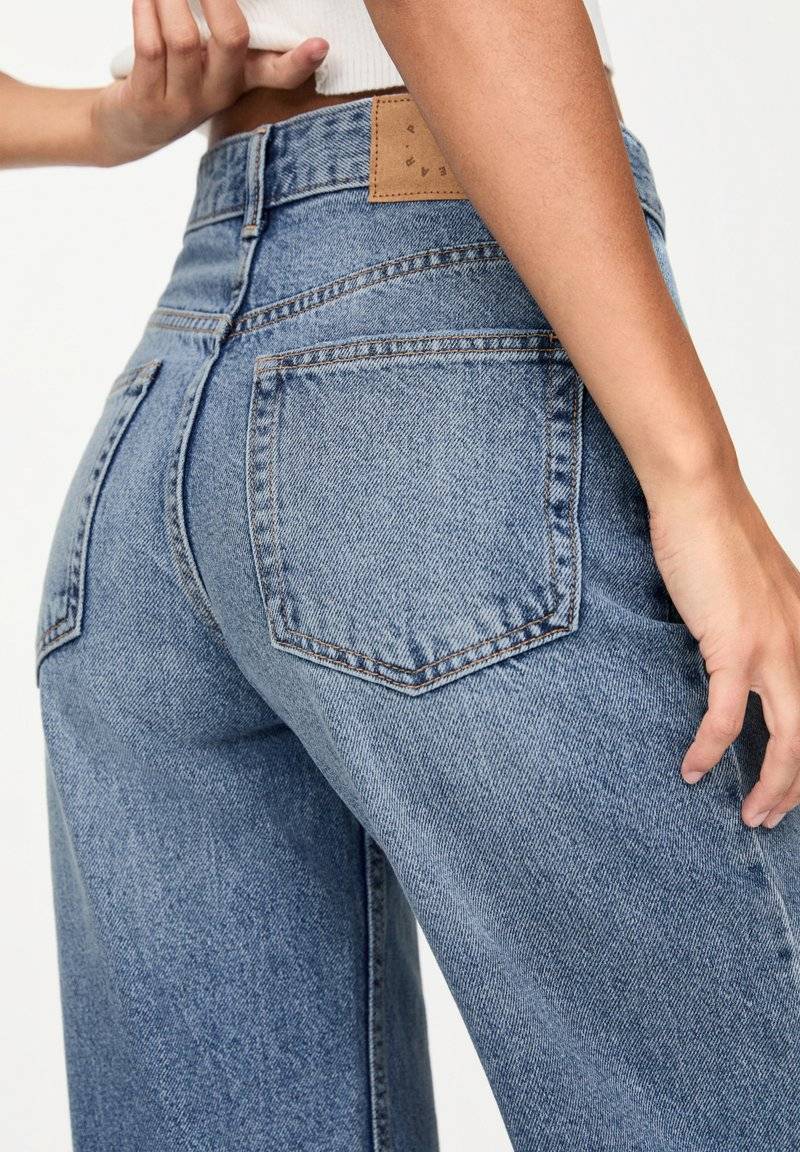 PULL&BEAR PULL&BEAR MID-RISE WIDE - Flared Jeans - blue VIP-Rabatte