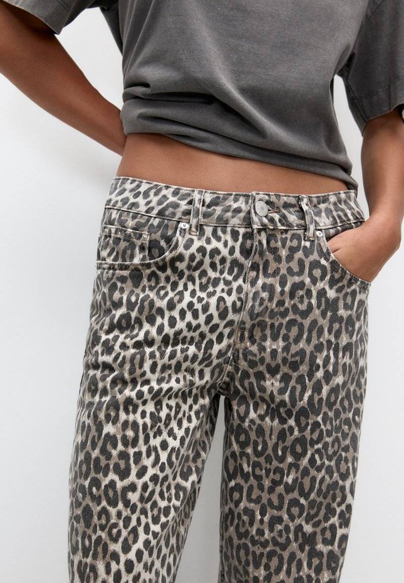 PULL&BEAR PULL&BEAR Trousers - brown Tiefpreis