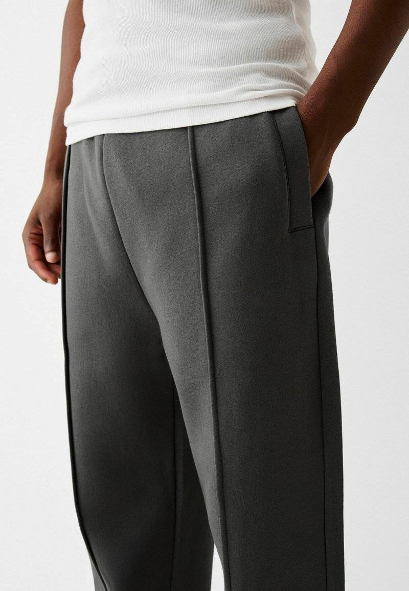 Bershka Bershka WIDE - Tracksuit bottoms - dark grey Bis zu 50% Rabatt
