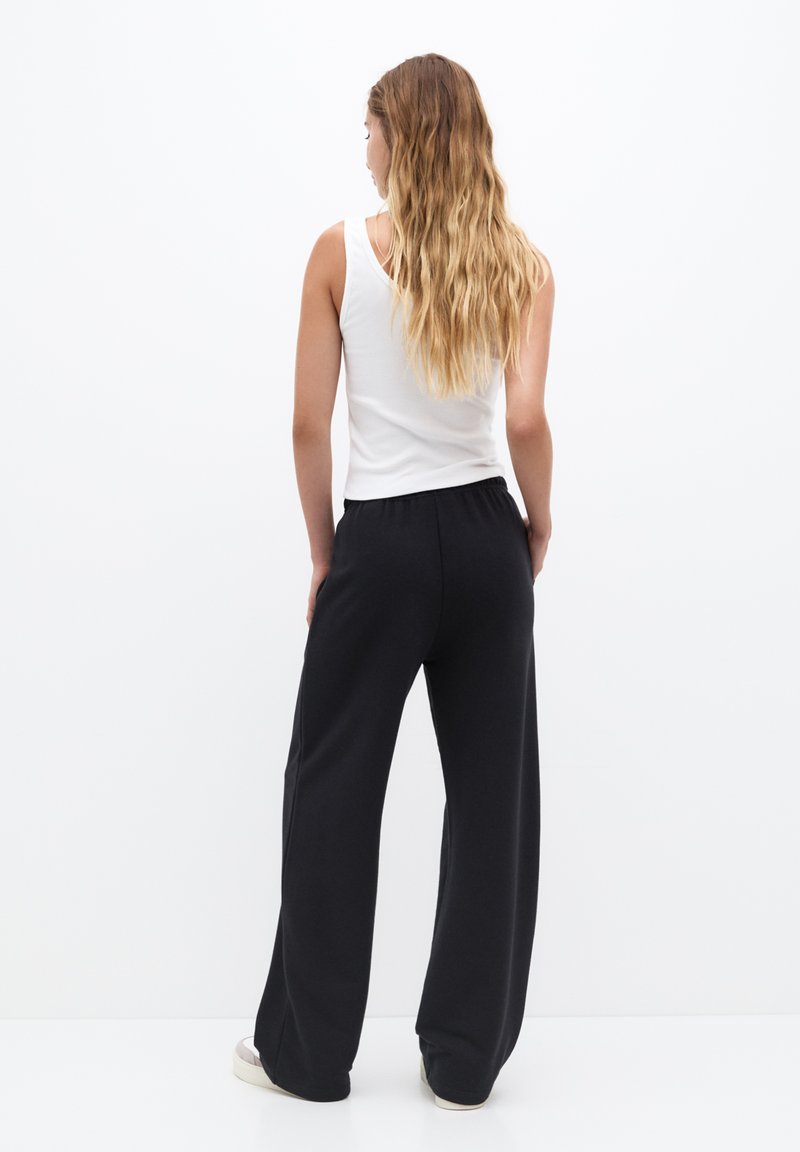 PULL&BEAR PULL&BEAR WIDE-LEG - Tracksuit bottoms - black Super Rabatt