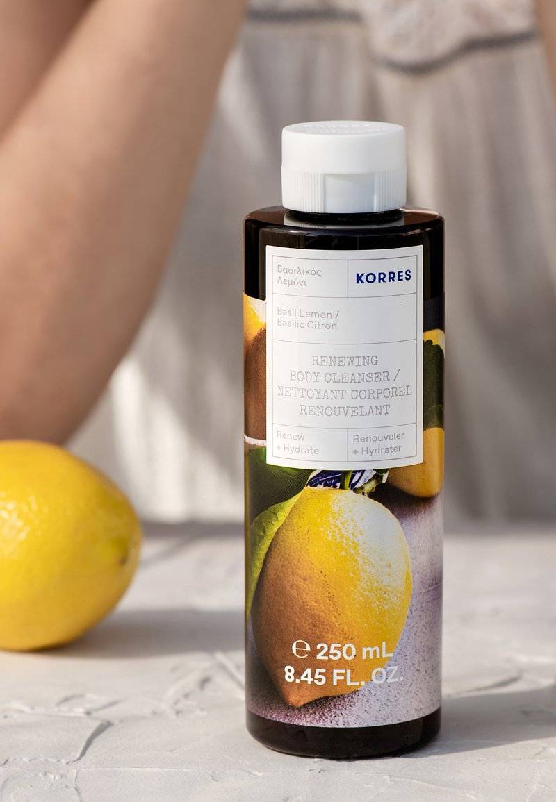 KORRES KORRES RENEWING BODYCLEANSER BASIL LEMON - Shower gel Blitzverkäufe