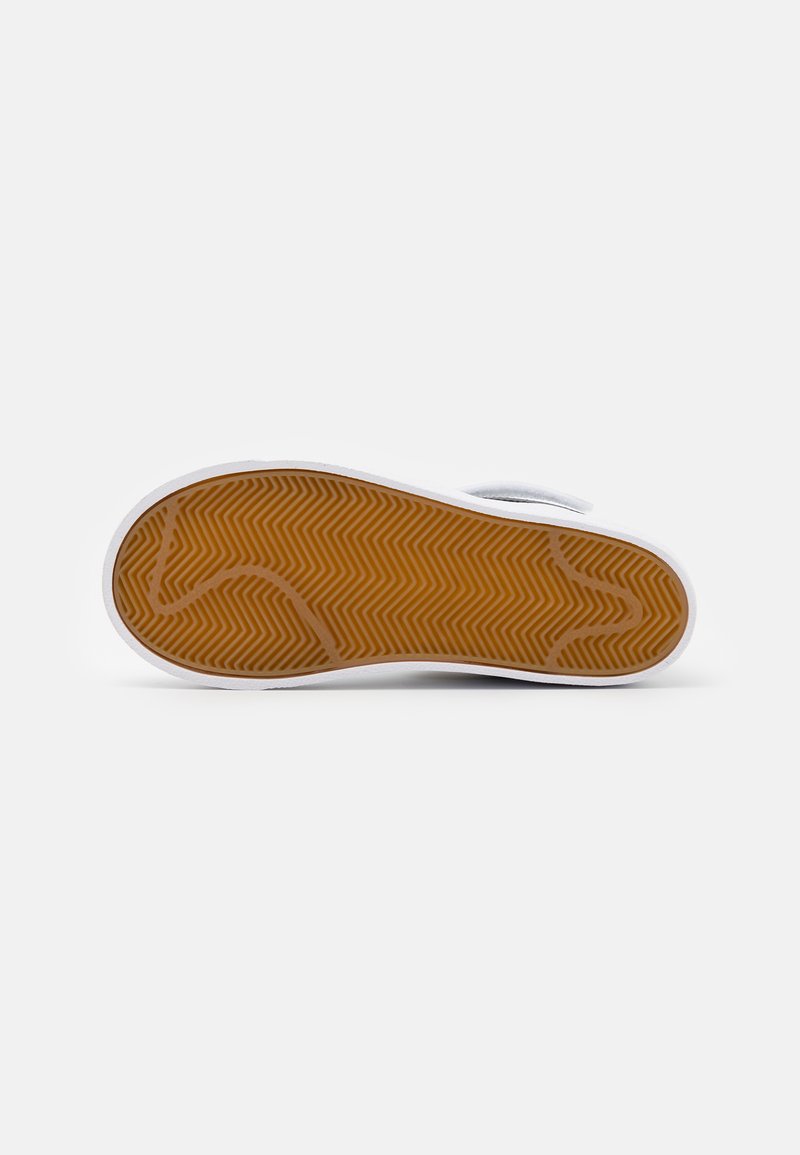 Nike Sportswear Nike Sportswear BLAZER MID 77 - High-top trainers Rabatt