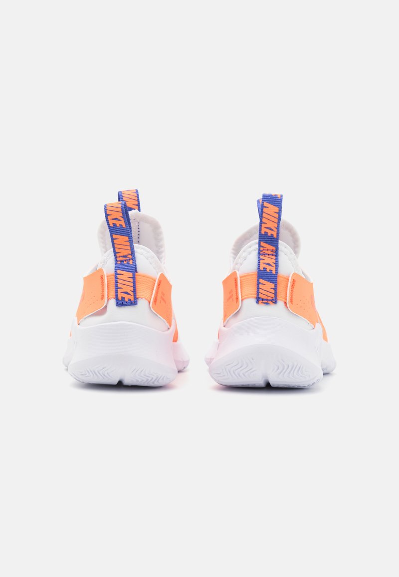 Nike Performance Nike Performance FLEX RUNNER 3 UNISEX - Competition running shoes Top Angebot