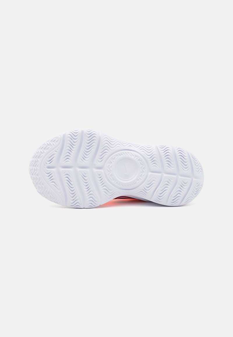 Nike Performance Nike Performance FLEX RUNNER 3 UNISEX - Competition running shoes Top Angebot