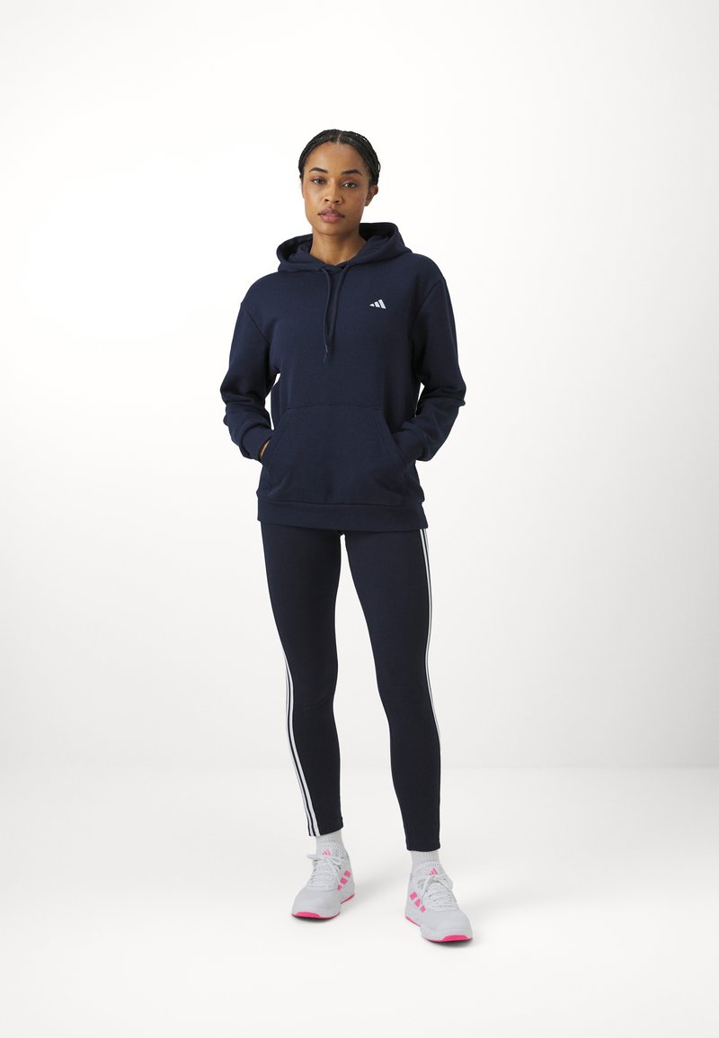 adidas Sportswear adidas Sportswear ESSENTIALS SMALL LOGO FEEL COZY HOODIE - Hoodie - legend ink Exklusive Angebote