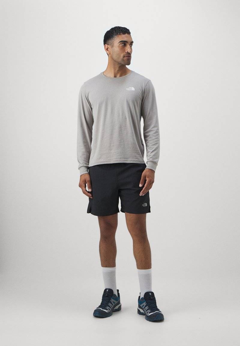 The North Face The North Face 24/7 SHORT - Sports shorts - black Kostenlose Rückgabe