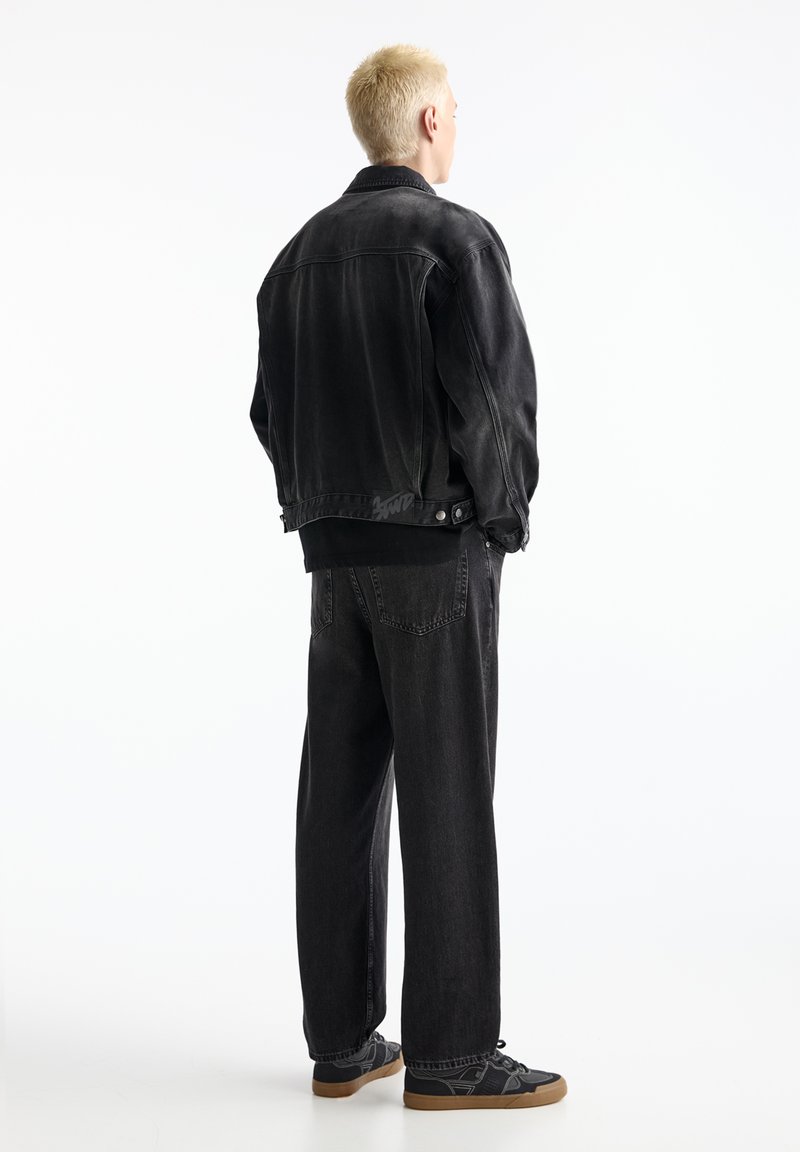 PULL&BEAR PULL&BEAR BAGGY FIT - Straight leg jeans - black Bis zu 55% Rabatt