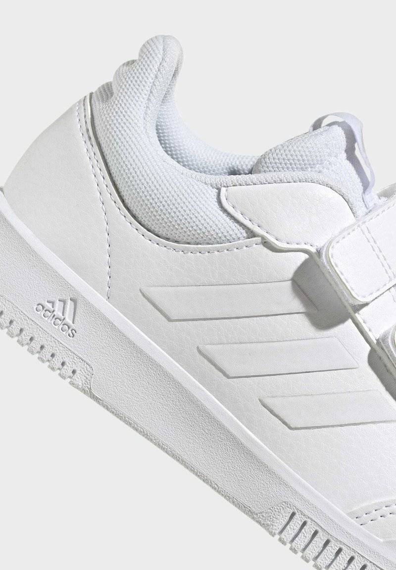 adidas Performance adidas Performance TENSAUR SPORT 2.0 UNISEX - Walking trainers - white Kauf eins, bekomm eins gratis