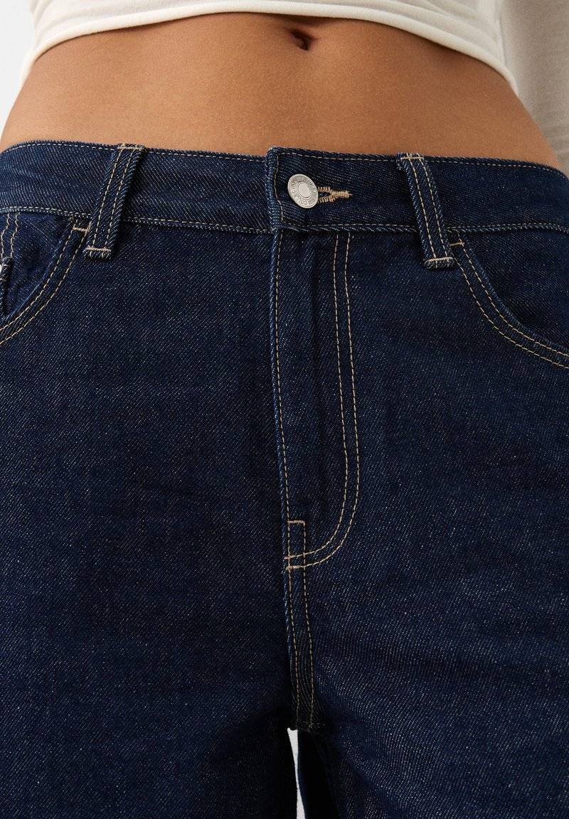 Bershka Bershka WIDE-LEG - Relaxed fit jeans - royal blue Neueste Mode