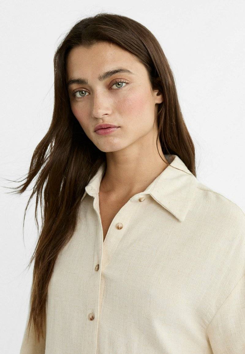 Stradivarius Stradivarius Button-down blouse - stone Räumungsverkauf
