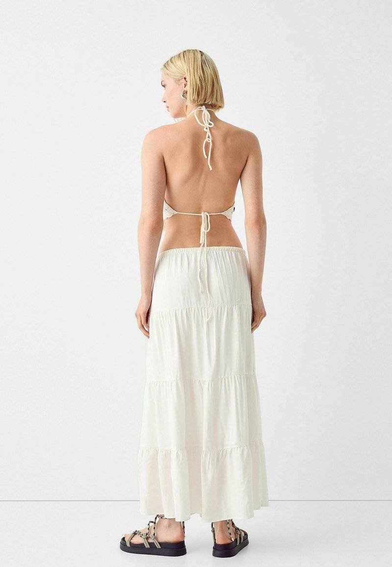 Bershka Bershka ELASTICATED - Maxi skirt - white Neueste Stile