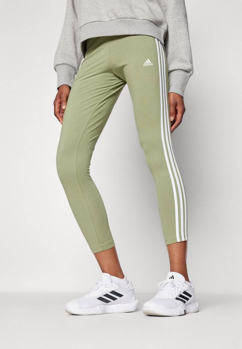 adidas Sportswear adidas Sportswear ESSENTIALS 3 STRIPES HIGH WAISTED - Leggings - tent green Rabatte dieses Monats