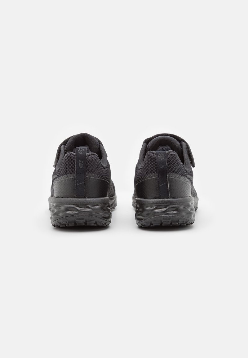 Nike Performance Nike Performance NIKE REVOLUTION 6 FLYEASE (PS - Neutral running shoes - black Outlet