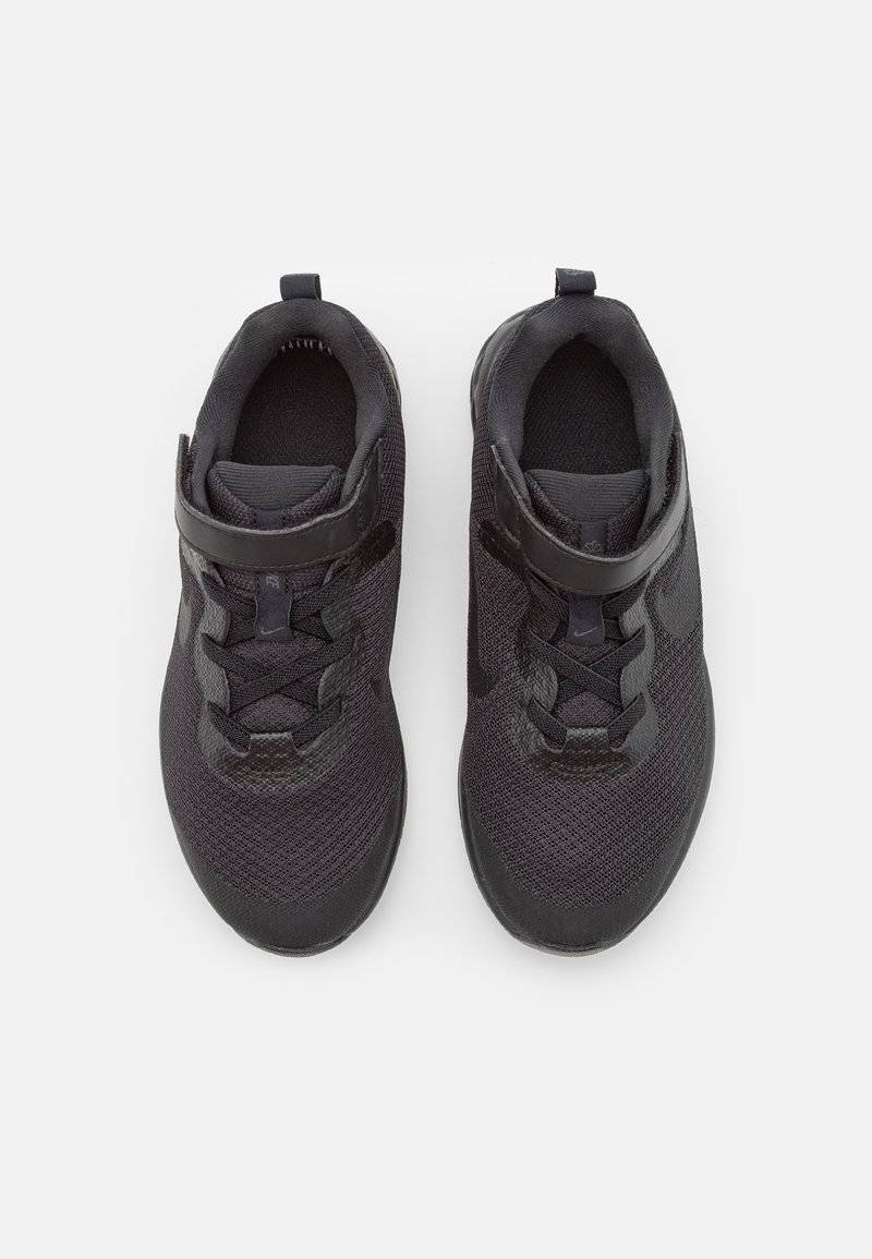 Nike Performance Nike Performance NIKE REVOLUTION 6 FLYEASE (PS - Neutral running shoes - black Outlet