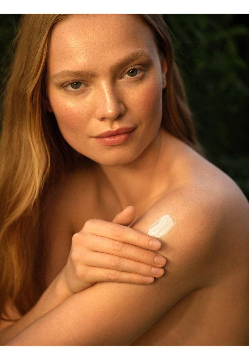 Weleda Weleda SKIN FOOD BODY BUTTER - Body Butter Riesige Ersparnisse