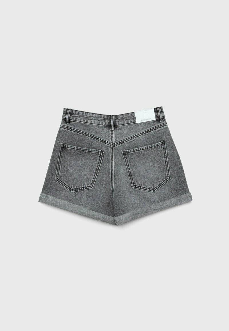 Stradivarius Stradivarius MOM - Denim shorts - grey denim 50% Rabatt mit kostenlosem Versand