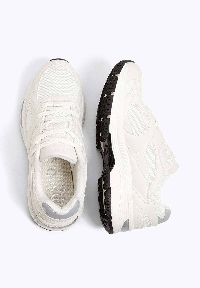OYSHO OYSHO RETRO RUNNING - Training shoe - white Blitzverkäufe