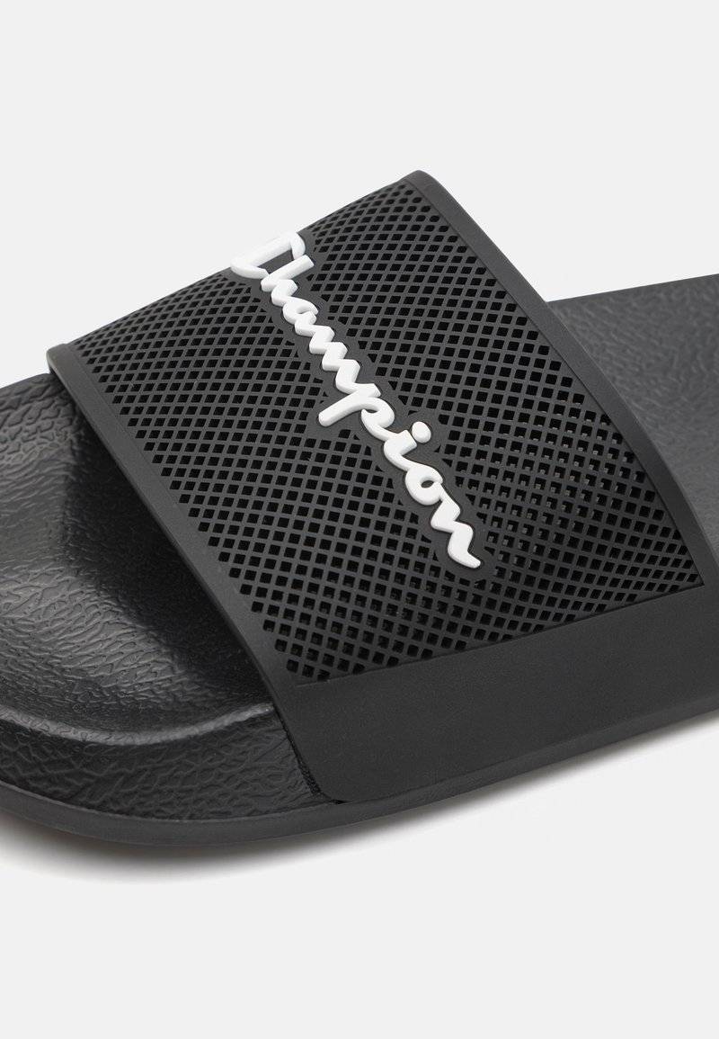 Champion Champion DAYTONA - Pool slides - black Muttertagsangebot