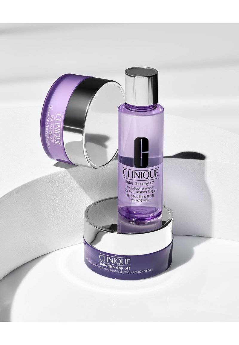 Clinique Clinique TAKE THE DAY OFF CHARCOAL DETOXIFYING BALM - Cleanser Letzte 3 Tage